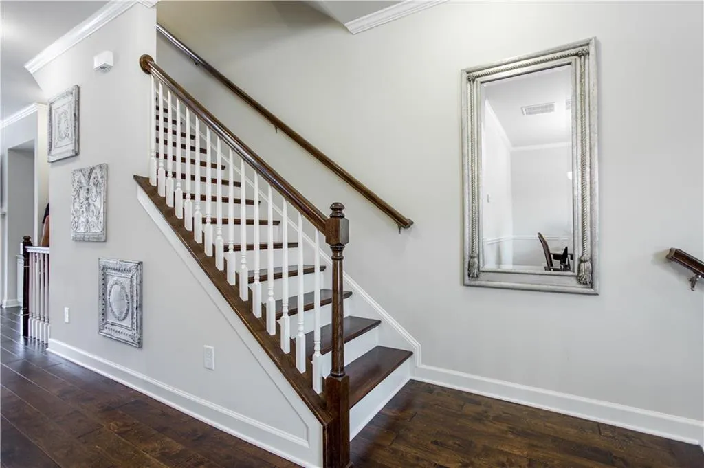 7315 Glisten Avenue, Atlanta, Georgia 30328, 3 Bedrooms Bedrooms, ,3 BathroomsBathrooms,Residential,Sold,7315 Glisten Avenue,5881795