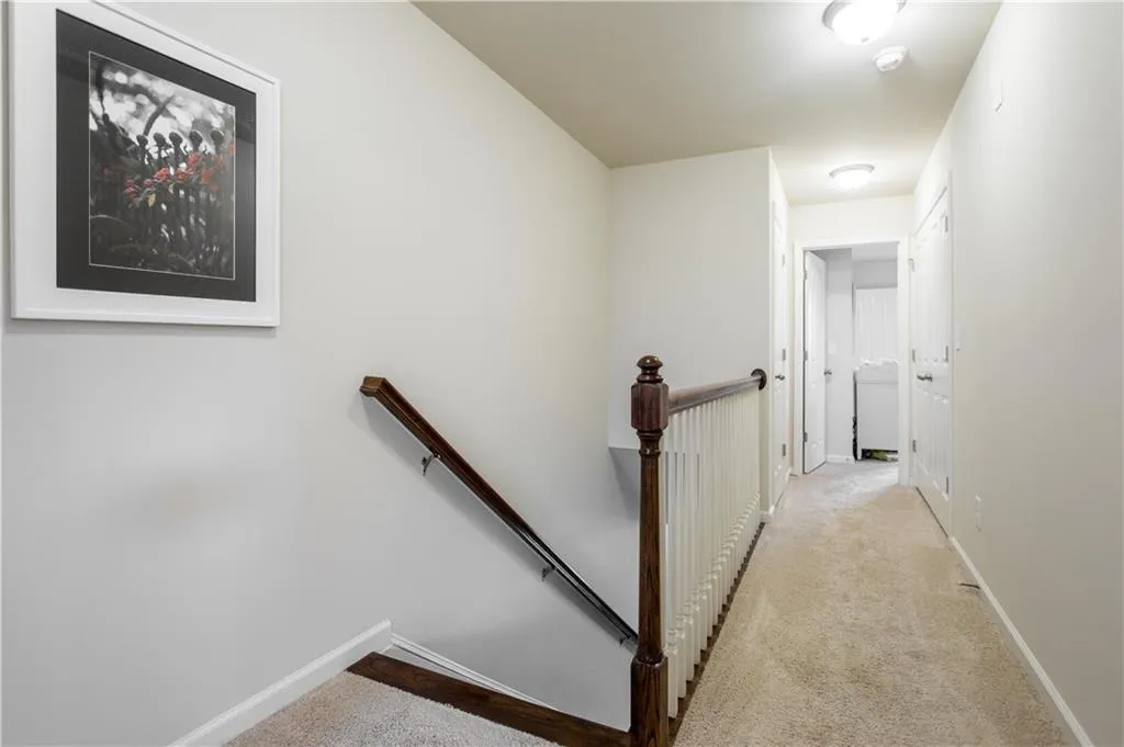 7315 Glisten Avenue, Atlanta, Georgia 30328, 3 Bedrooms Bedrooms, ,3 BathroomsBathrooms,Residential,Sold,7315 Glisten Avenue,5881795