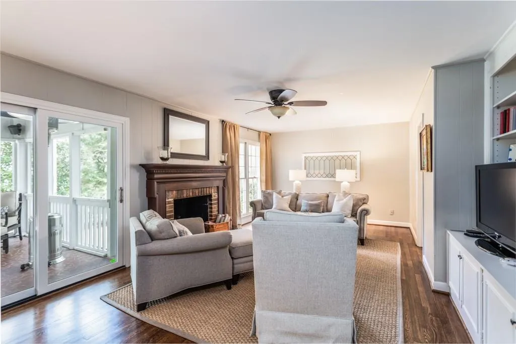 6230 Rivercliffe Drive, Atlanta, Georgia 30328, 5 Bedrooms Bedrooms, ,3 BathroomsBathrooms,Residential,Sold,6230 Rivercliffe Drive,6511245