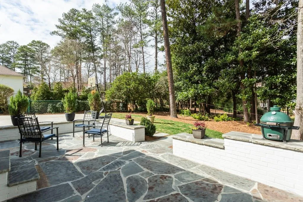 6230 Rivercliffe Drive, Atlanta, Georgia 30328, 5 Bedrooms Bedrooms, ,3 BathroomsBathrooms,Residential,Sold,6230 Rivercliffe Drive,6511245