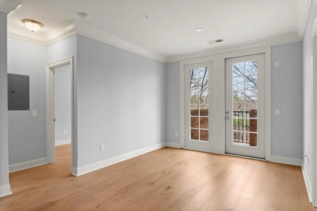 901 Abernathy Road Ne, Sandy Springs, Georgia 30328, 2 Bedrooms Bedrooms, ,2 BathroomsBathrooms,Residential,For Sale,901 Abernathy Road Ne,7536839