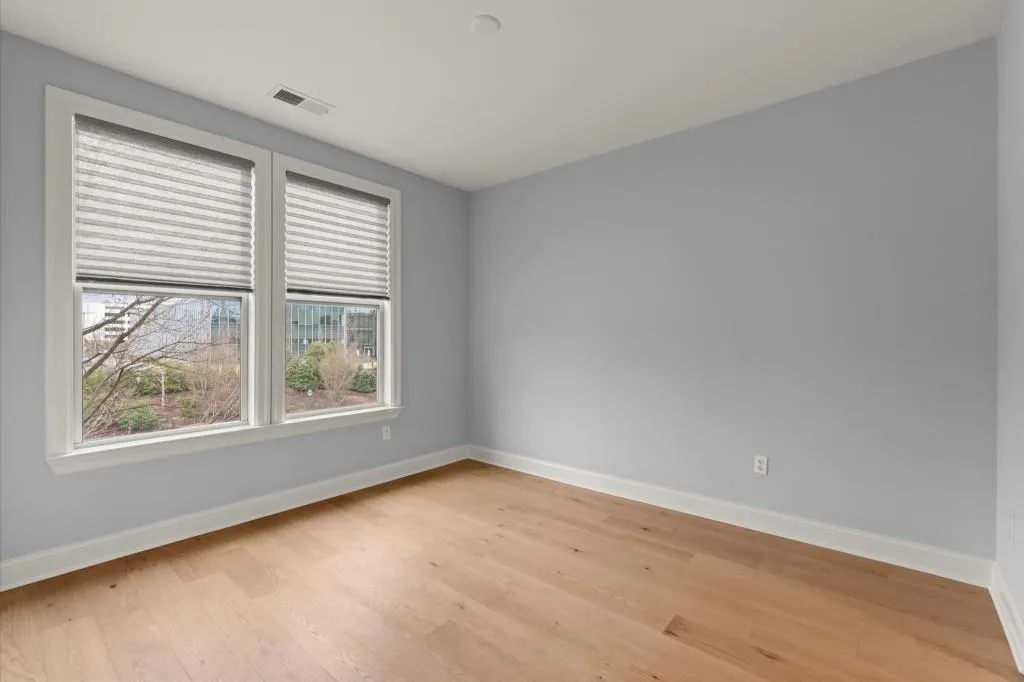901 Abernathy Road Ne, Sandy Springs, Georgia 30328, 2 Bedrooms Bedrooms, ,2 BathroomsBathrooms,Residential,For Sale,901 Abernathy Road Ne,7536839