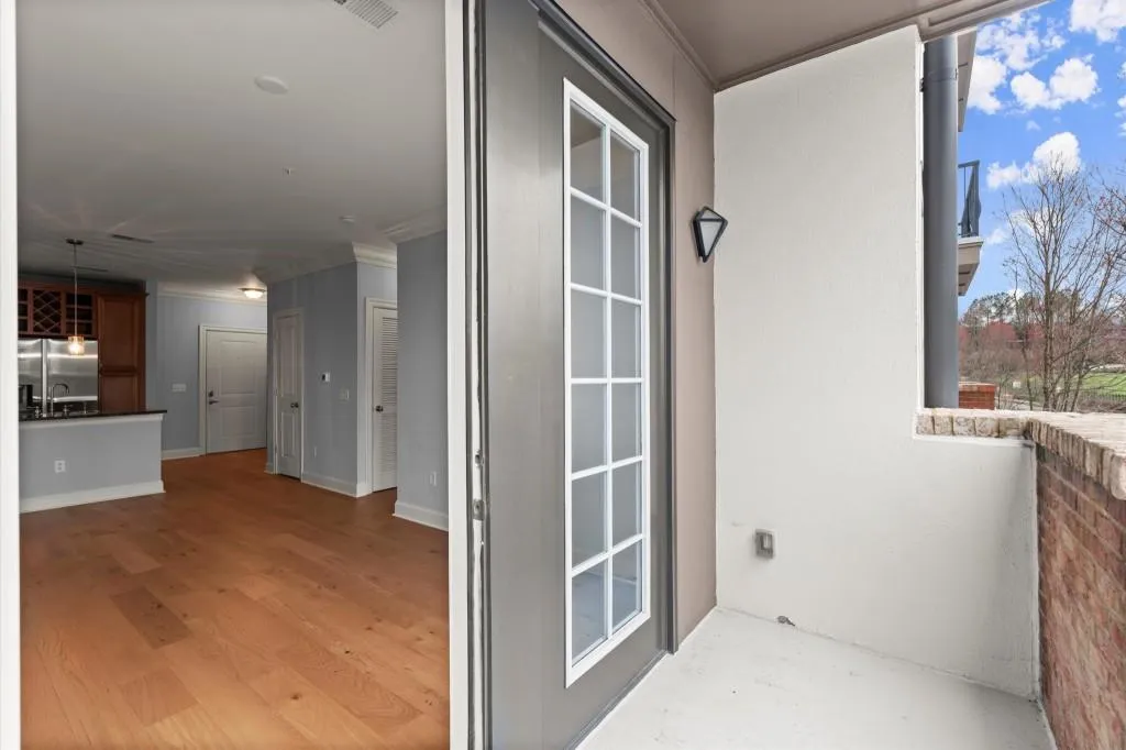 901 Abernathy Road Ne, Sandy Springs, Georgia 30328, 2 Bedrooms Bedrooms, ,2 BathroomsBathrooms,Residential,For Sale,901 Abernathy Road Ne,7536839