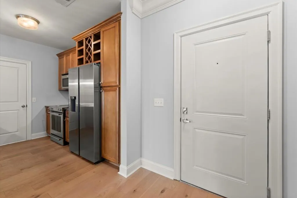 901 Abernathy Road Ne, Sandy Springs, Georgia 30328, 2 Bedrooms Bedrooms, ,2 BathroomsBathrooms,Residential,For Sale,901 Abernathy Road Ne,7536839