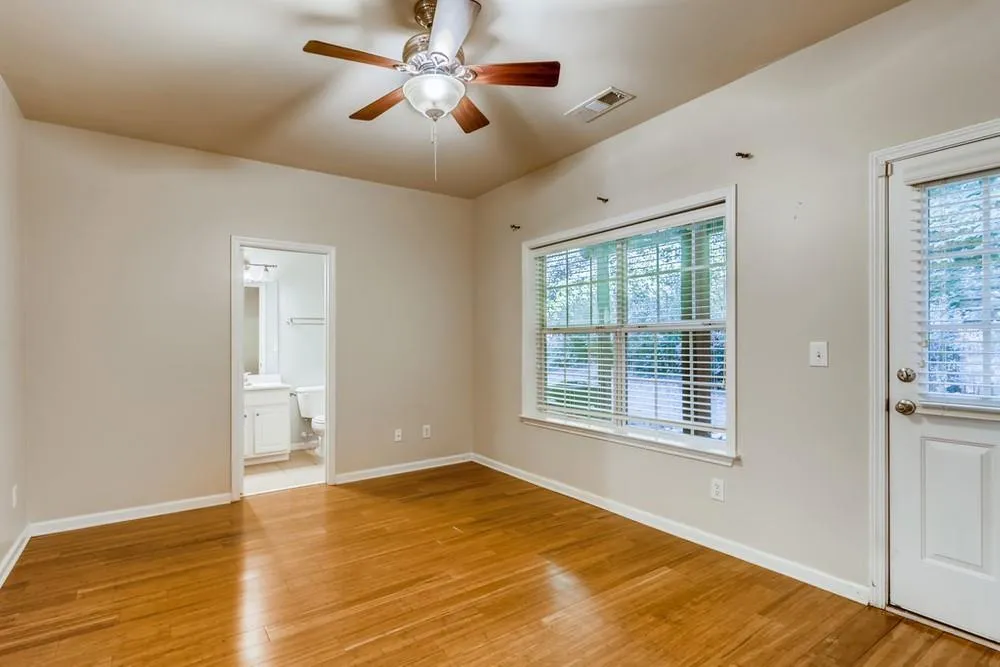 683 Coligny Court, Sandy Springs, Georgia 30350, 3 Bedrooms Bedrooms, ,3 BathroomsBathrooms,Residential,Sold,683 Coligny Court,6947799