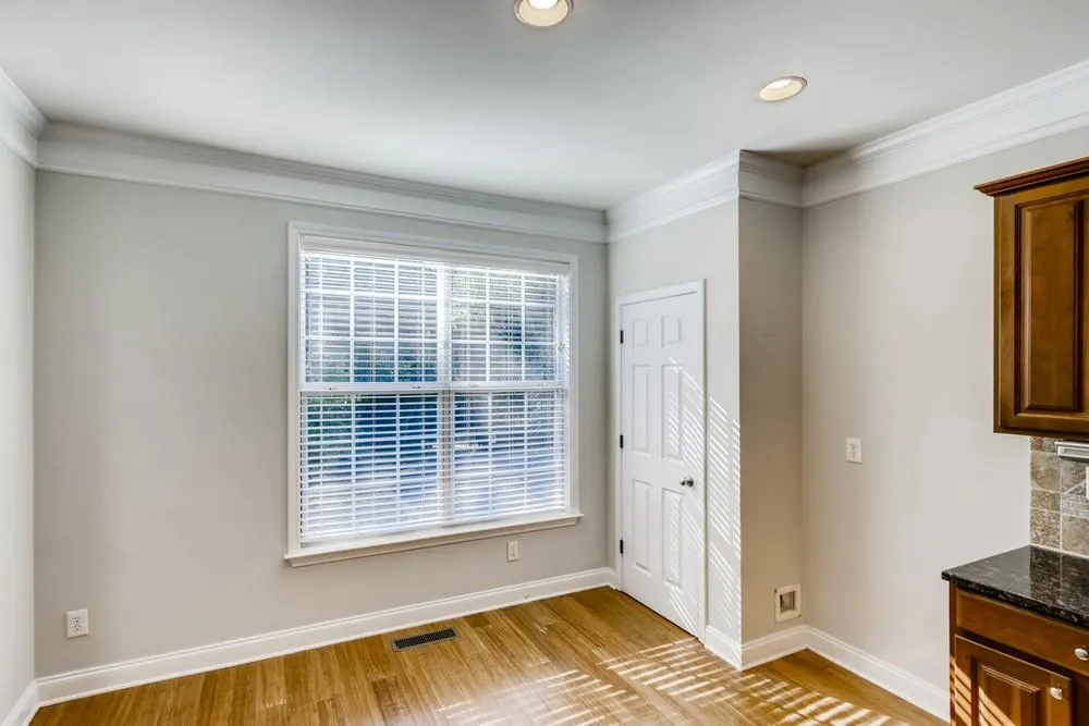 683 Coligny Court, Sandy Springs, Georgia 30350, 3 Bedrooms Bedrooms, ,3 BathroomsBathrooms,Residential,Sold,683 Coligny Court,6947799