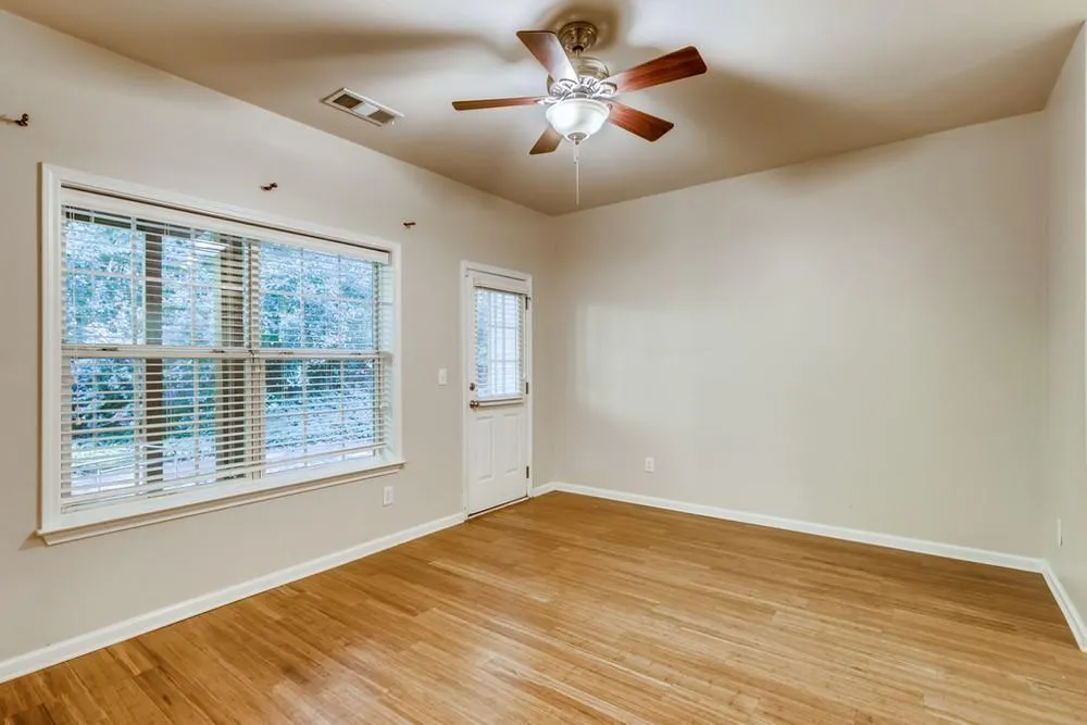 683 Coligny Court, Sandy Springs, Georgia 30350, 3 Bedrooms Bedrooms, ,3 BathroomsBathrooms,Residential,Sold,683 Coligny Court,6947799