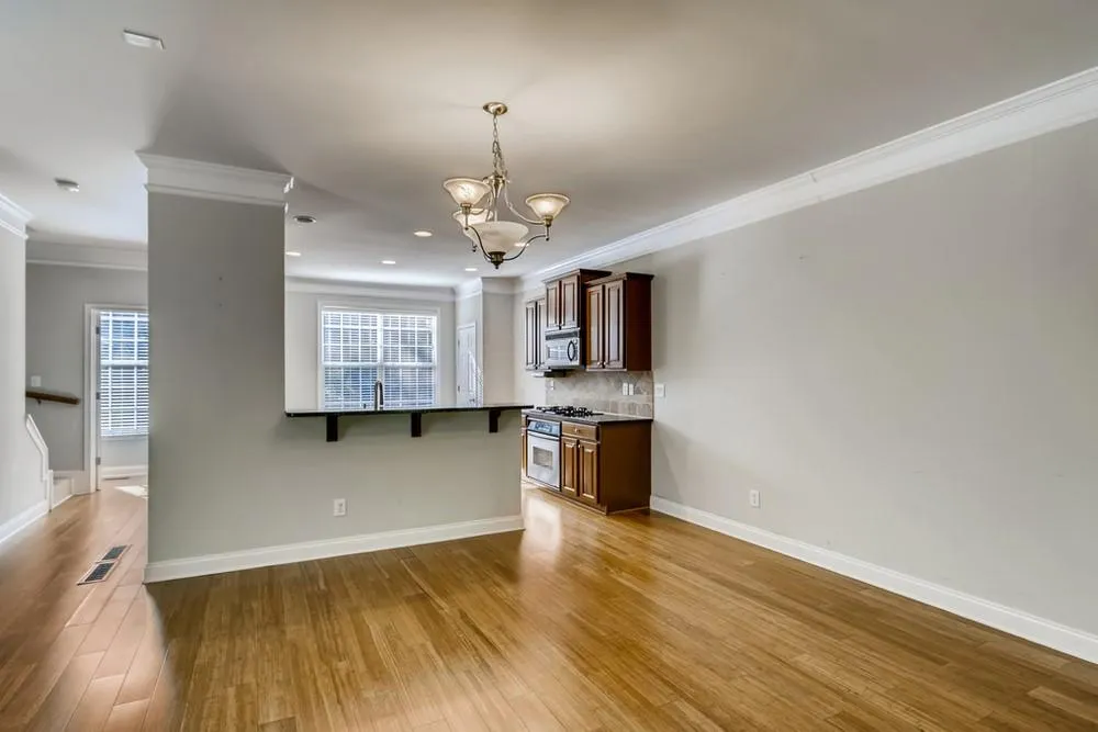 683 Coligny Court, Sandy Springs, Georgia 30350, 3 Bedrooms Bedrooms, ,3 BathroomsBathrooms,Residential,Sold,683 Coligny Court,6947799