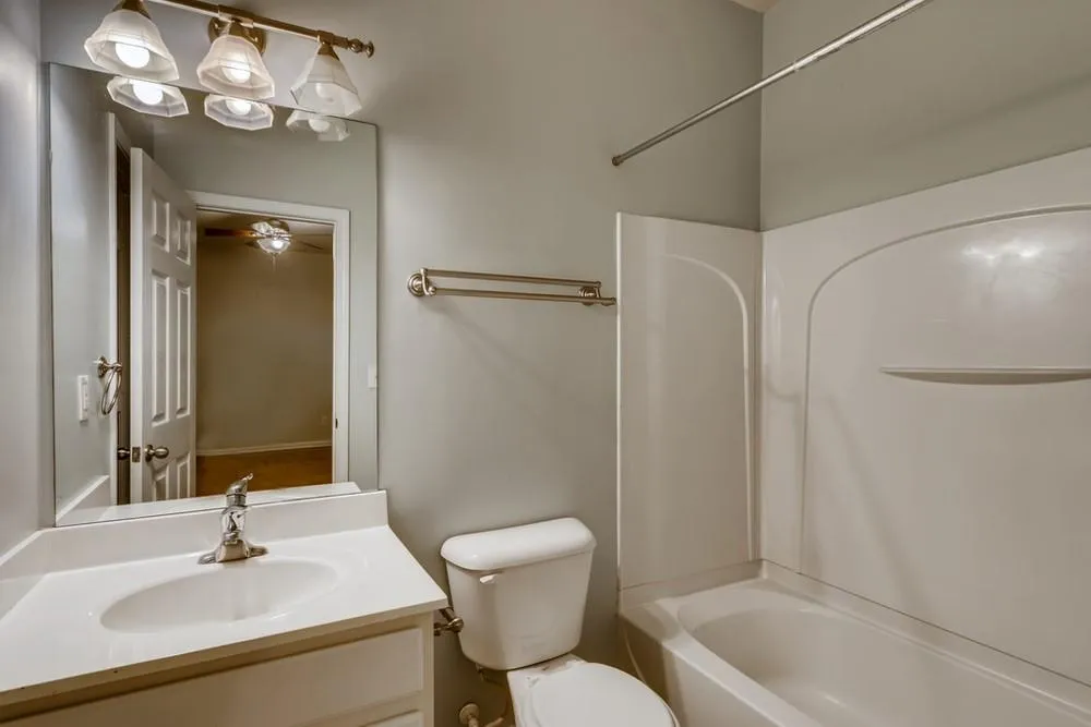 683 Coligny Court, Sandy Springs, Georgia 30350, 3 Bedrooms Bedrooms, ,3 BathroomsBathrooms,Residential,Sold,683 Coligny Court,6947799