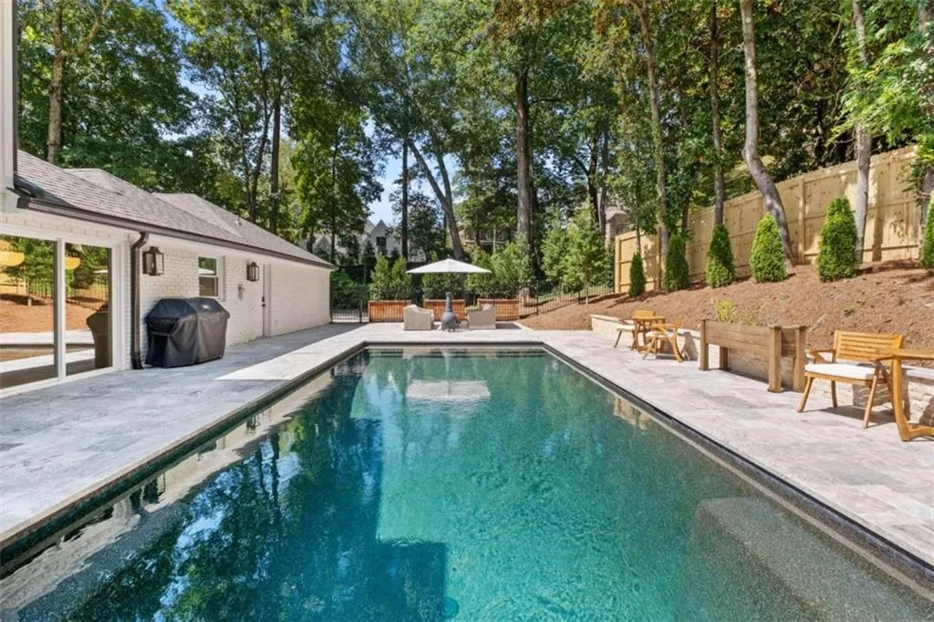 65 Barbara, Atlanta, Georgia 30327, 4 Bedrooms Bedrooms, ,5 BathroomsBathrooms,Residential,Sold,65 Barbara,6944074