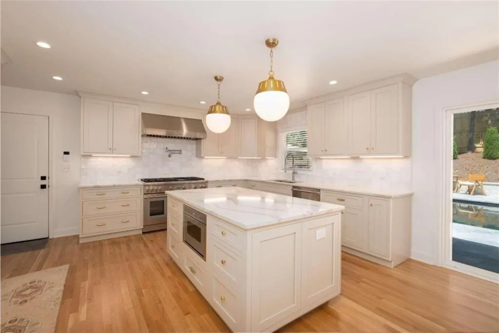 65 Barbara, Atlanta, Georgia 30327, 4 Bedrooms Bedrooms, ,5 BathroomsBathrooms,Residential,Sold,65 Barbara,6944074