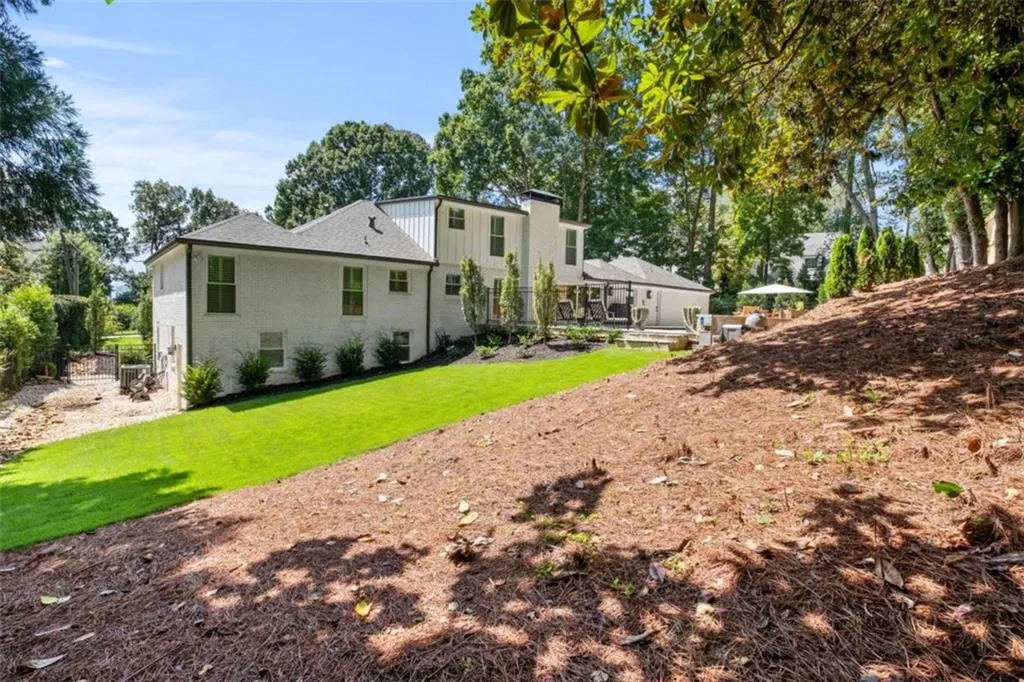 65 Barbara, Atlanta, Georgia 30327, 4 Bedrooms Bedrooms, ,5 BathroomsBathrooms,Residential,Sold,65 Barbara,6944074