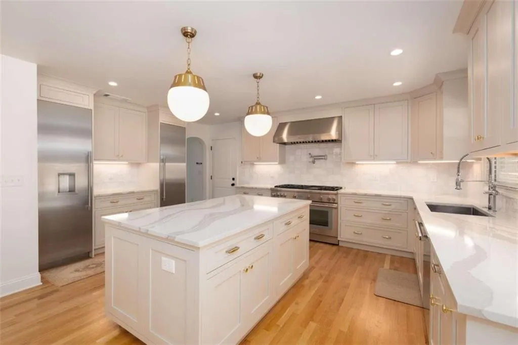 65 Barbara, Atlanta, Georgia 30327, 4 Bedrooms Bedrooms, ,5 BathroomsBathrooms,Residential,Sold,65 Barbara,6944074