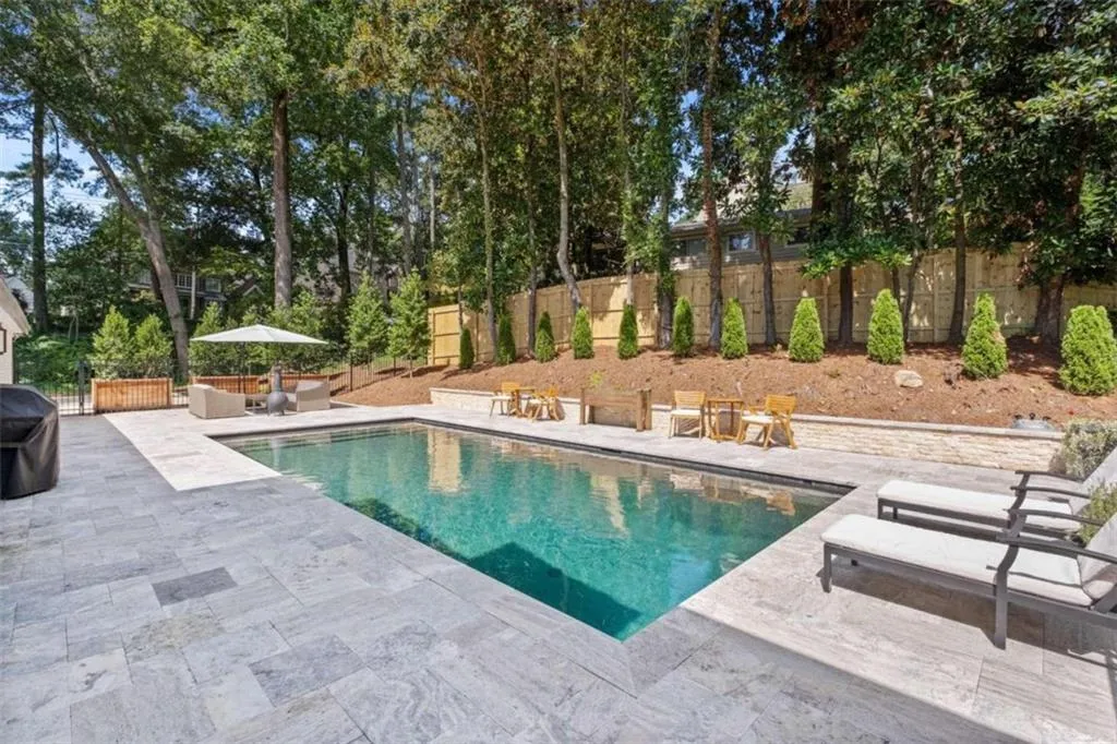 65 Barbara, Atlanta, Georgia 30327, 4 Bedrooms Bedrooms, ,5 BathroomsBathrooms,Residential,Sold,65 Barbara,6944074