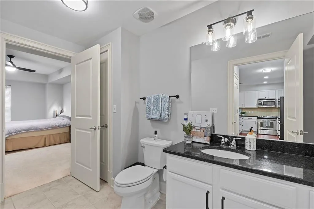 200 River Vista Unit 240, Atlanta, Georgia 30339, 1 Bedroom Bedrooms, ,1 BathroomBathrooms,Residential,For Sale,200 River Vista Unit 240,7754130