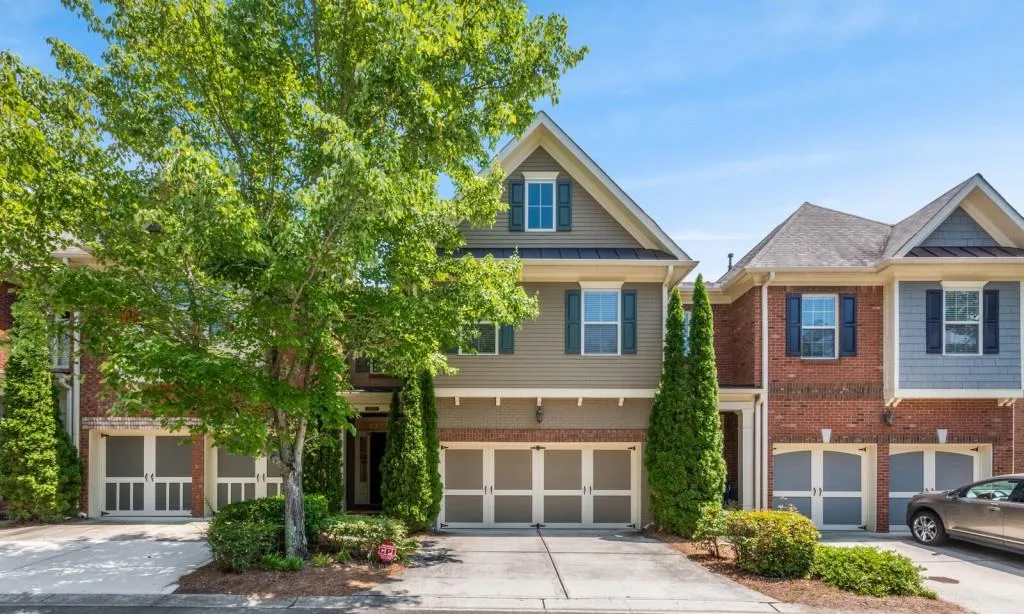 8055 Glisten Avenue, Sandy Springs, Georgia 30328, 3 Bedrooms Bedrooms, ,3 BathroomsBathrooms,Residential,Sold,8055 Glisten Avenue,7079685 8055 Glisten Avenue, Sandy Springs, Georgia 30328, 3 Bedrooms Bedrooms, ,3 BathroomsBathrooms,Residential,Sold,8055 Glisten Avenue,7079685