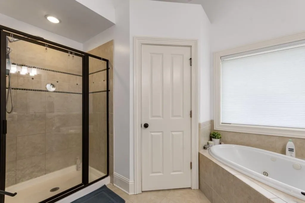 8055 Glisten Avenue, Sandy Springs, Georgia 30328, 3 Bedrooms Bedrooms, ,3 BathroomsBathrooms,Residential,Sold,8055 Glisten Avenue,7079685 8055 Glisten Avenue, Sandy Springs, Georgia 30328, 3 Bedrooms Bedrooms, ,3 BathroomsBathrooms,Residential,Sold,8055 Glisten Avenue,7079685