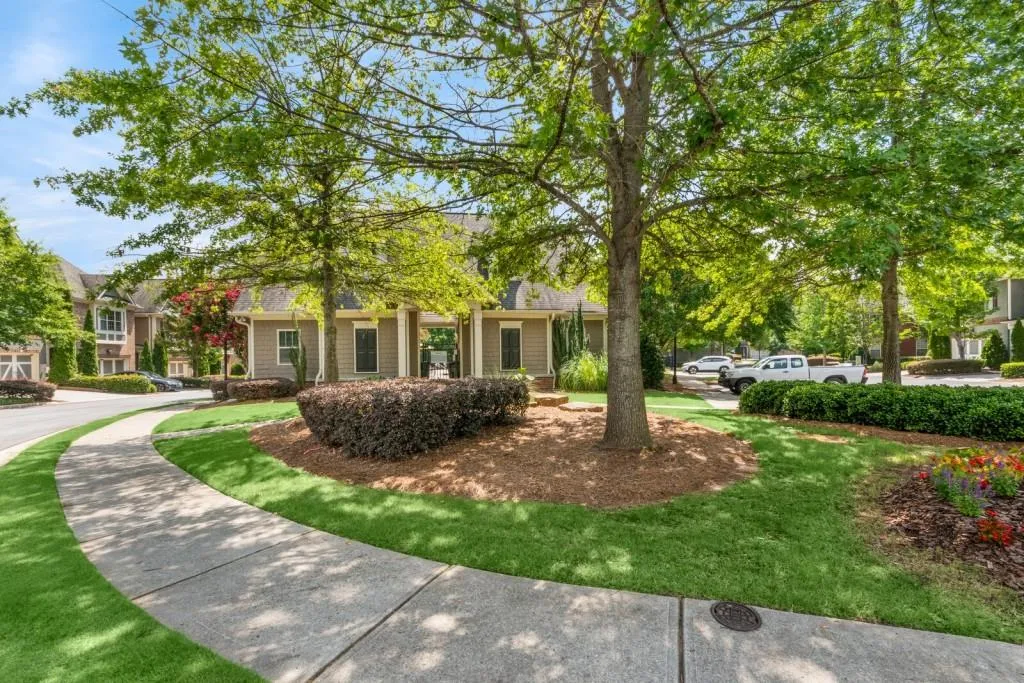 8055 Glisten Avenue, Sandy Springs, Georgia 30328, 3 Bedrooms Bedrooms, ,3 BathroomsBathrooms,Residential,Sold,8055 Glisten Avenue,7079685 8055 Glisten Avenue, Sandy Springs, Georgia 30328, 3 Bedrooms Bedrooms, ,3 BathroomsBathrooms,Residential,Sold,8055 Glisten Avenue,7079685