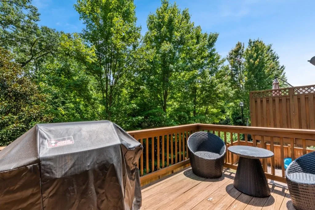 8055 Glisten Avenue, Sandy Springs, Georgia 30328, 3 Bedrooms Bedrooms, ,3 BathroomsBathrooms,Residential,Sold,8055 Glisten Avenue,7079685 8055 Glisten Avenue, Sandy Springs, Georgia 30328, 3 Bedrooms Bedrooms, ,3 BathroomsBathrooms,Residential,Sold,8055 Glisten Avenue,7079685