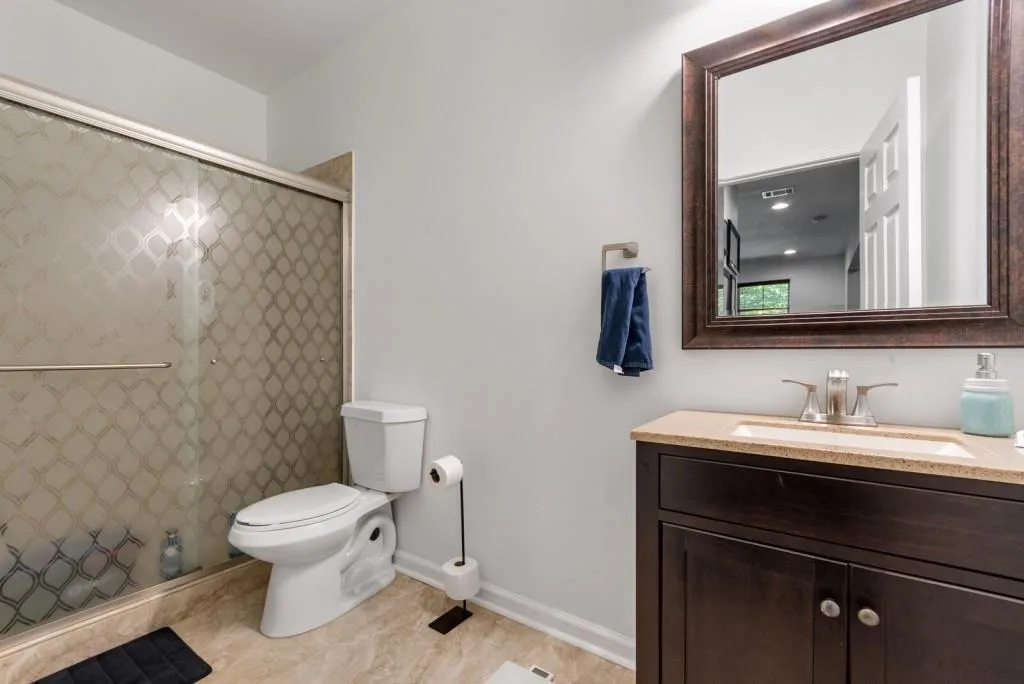 8055 Glisten Avenue, Sandy Springs, Georgia 30328, 3 Bedrooms Bedrooms, ,3 BathroomsBathrooms,Residential,Sold,8055 Glisten Avenue,7079685 8055 Glisten Avenue, Sandy Springs, Georgia 30328, 3 Bedrooms Bedrooms, ,3 BathroomsBathrooms,Residential,Sold,8055 Glisten Avenue,7079685