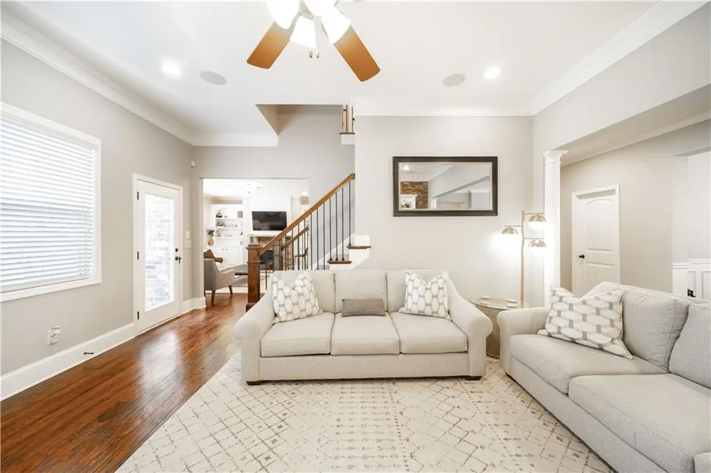 7740 Stratford Lane, Sandy Springs, Georgia 30350, 5 Bedrooms Bedrooms, ,4 BathroomsBathrooms,Residential,Sold,7740 Stratford Lane,6850626