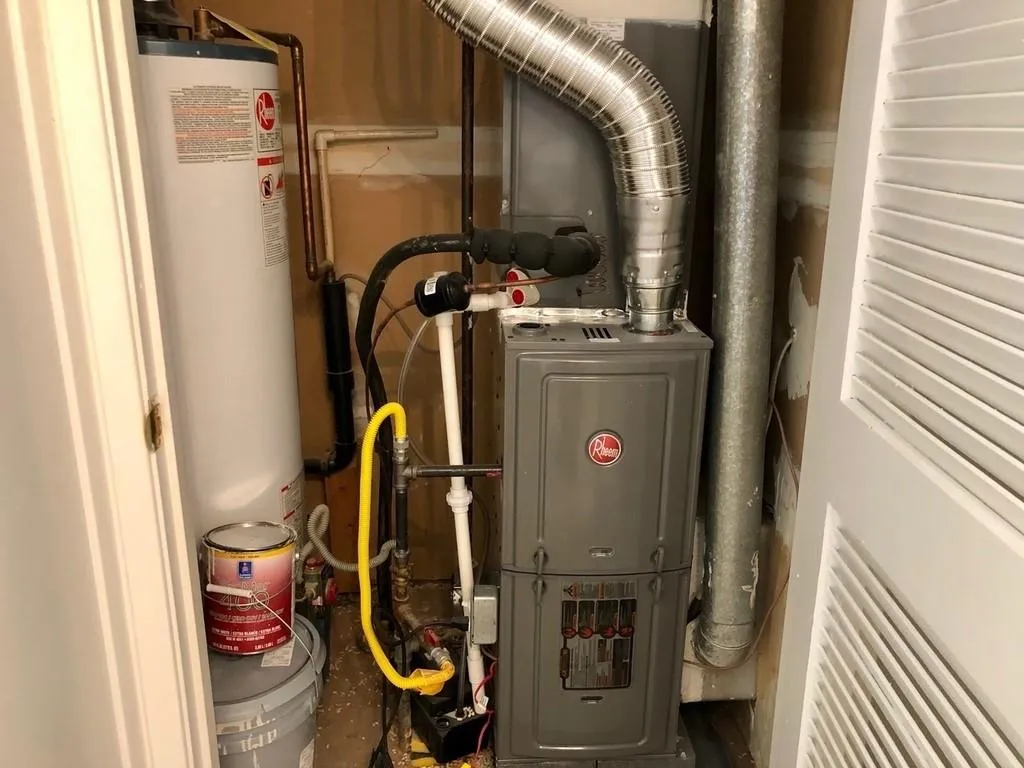 6802 Glenridge Drive Unit D, Sandy Springs, Georgia 30328, 1 Bedroom Bedrooms, ,1 BathroomBathrooms,Residential,Sold,6802 Glenridge Drive Unit D,6719924