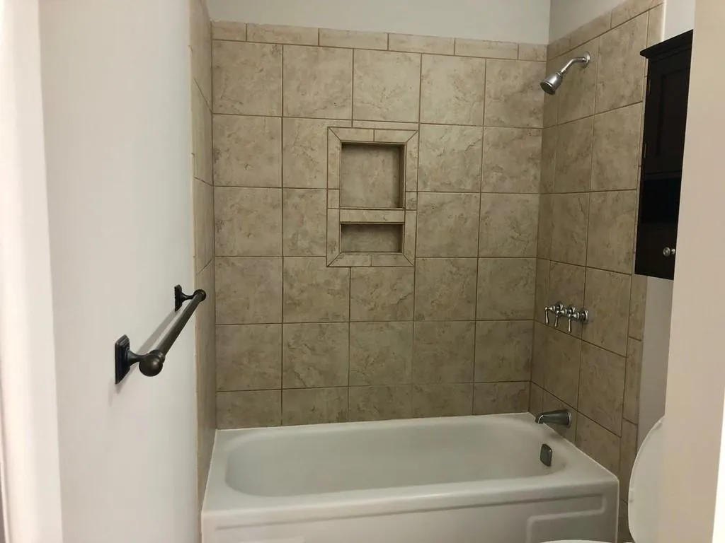 6802 Glenridge Drive Unit D, Sandy Springs, Georgia 30328, 1 Bedroom Bedrooms, ,1 BathroomBathrooms,Residential,Sold,6802 Glenridge Drive Unit D,6719924