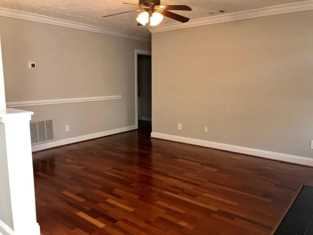 6802 Glenridge Drive Unit D, Sandy Springs, Georgia 30328, 1 Bedroom Bedrooms, ,1 BathroomBathrooms,Residential,Sold,6802 Glenridge Drive Unit D,6719924