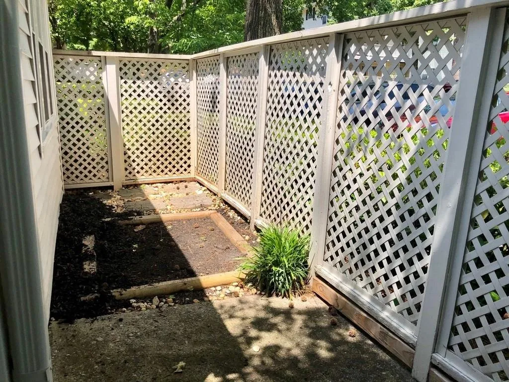 6802 Glenridge Drive Unit D, Sandy Springs, Georgia 30328, 1 Bedroom Bedrooms, ,1 BathroomBathrooms,Residential,Sold,6802 Glenridge Drive Unit D,6719924