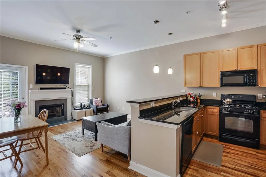 1967 Sterling Oaks Circle Ne Unit 0, Brookhaven, Georgia 30319, 3 Bedrooms Bedrooms, ,3 BathroomsBathrooms,Residential,Sold,1967 Sterling Oaks Circle Ne Unit 0,5725709