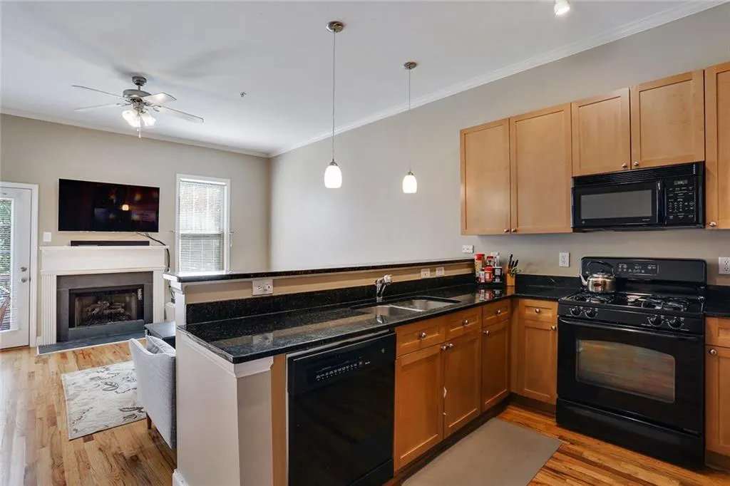 1967 Sterling Oaks Circle Ne Unit 0, Brookhaven, Georgia 30319, 3 Bedrooms Bedrooms, ,3 BathroomsBathrooms,Residential,Sold,1967 Sterling Oaks Circle Ne Unit 0,5725709