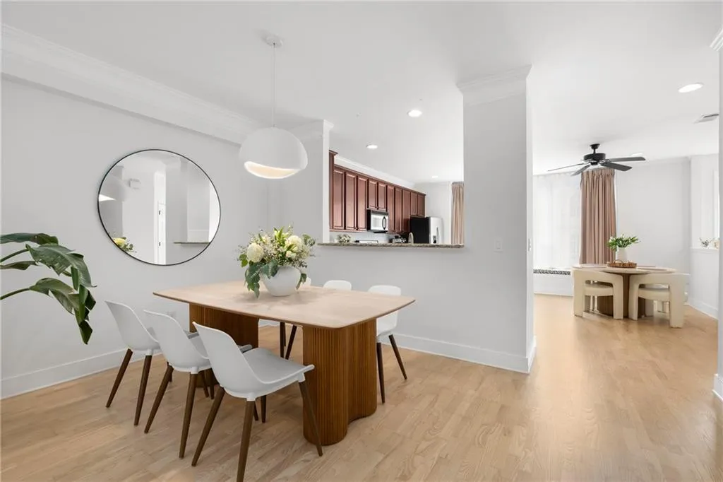 3743 Chattahoochee Summit Drive Se Unit 2, Atlanta, Georgia 30339, 3 Bedrooms Bedrooms, ,3 BathroomsBathrooms,Residential,For Sale,3743 Chattahoochee Summit Drive Se Unit 2,7663971