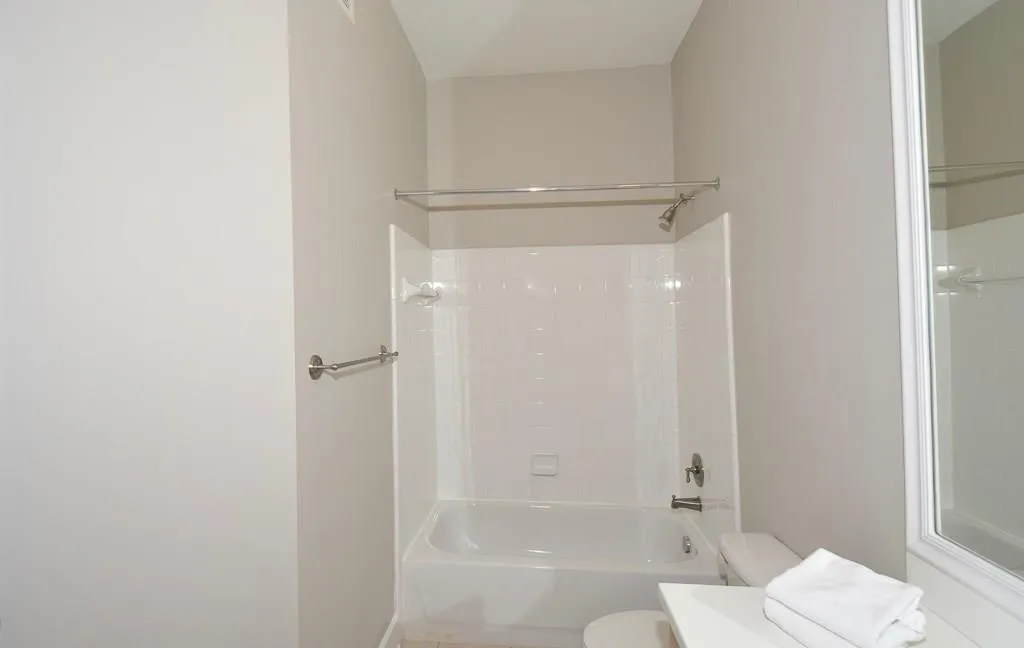 799 Hammond Drive Unit 111, Atlanta, Georgia 30328, 2 Bedrooms Bedrooms, ,2 BathroomsBathrooms,Residential,Sold,799 Hammond Drive Unit 111,5609832