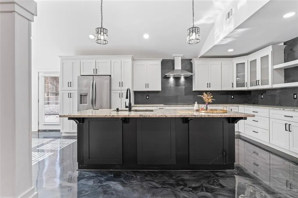 85 Bonnie Lane, Sandy Springs, Georgia 30328, 3 Bedrooms Bedrooms, ,3 BathroomsBathrooms,Residential,Sold,85 Bonnie Lane,7500571