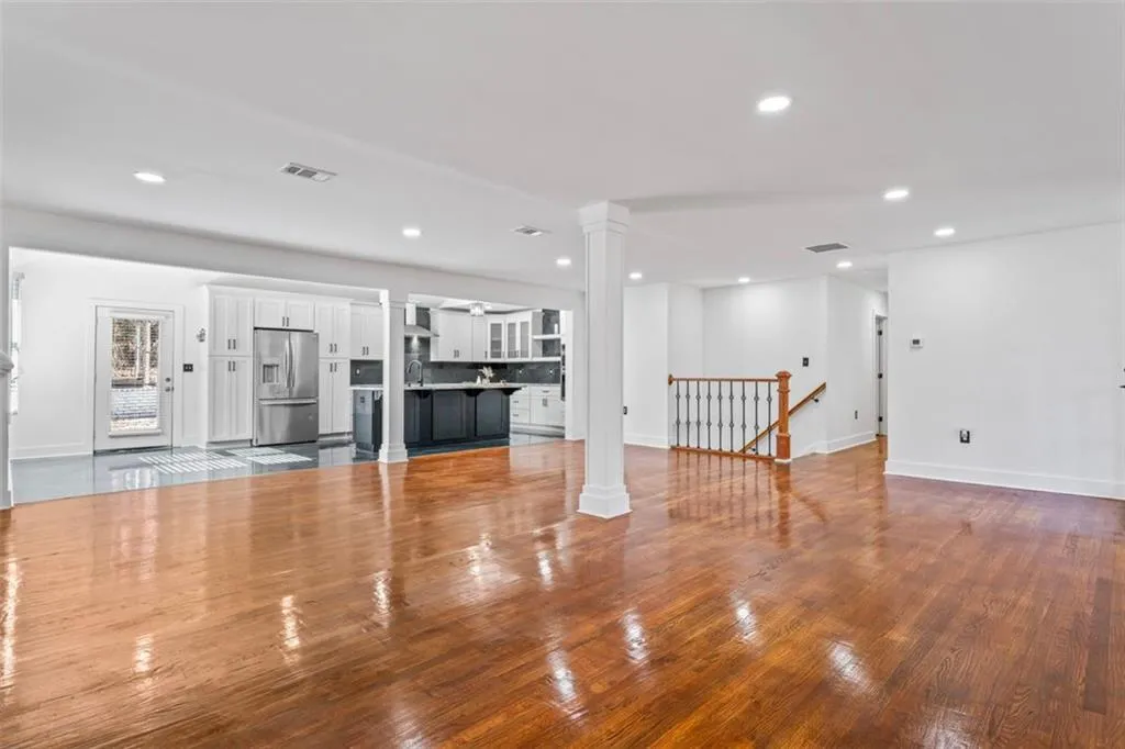 85 Bonnie Lane, Sandy Springs, Georgia 30328, 3 Bedrooms Bedrooms, ,3 BathroomsBathrooms,Residential,Sold,85 Bonnie Lane,7500571