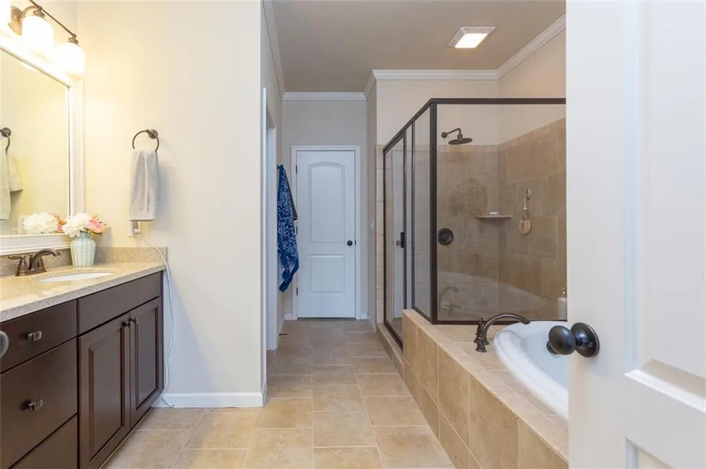 970 Thibideau Court, Sandy Springs, Georgia 30328, 3 Bedrooms Bedrooms, ,3 BathroomsBathrooms,Residential,Sold,970 Thibideau Court,6897020 970 Thibideau Court, Sandy Springs, Georgia 30328, 3 Bedrooms Bedrooms, ,3 BathroomsBathrooms,Residential,Sold,970 Thibideau Court,6897020