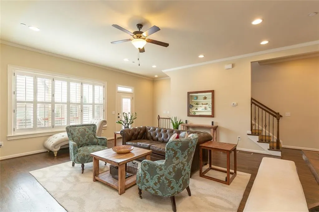 970 Thibideau Court, Sandy Springs, Georgia 30328, 3 Bedrooms Bedrooms, ,3 BathroomsBathrooms,Residential,Sold,970 Thibideau Court,6897020 970 Thibideau Court, Sandy Springs, Georgia 30328, 3 Bedrooms Bedrooms, ,3 BathroomsBathrooms,Residential,Sold,970 Thibideau Court,6897020