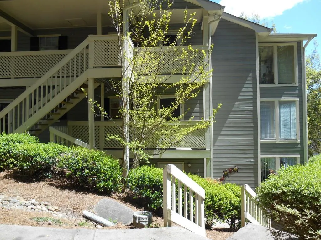 1307 Natchez Trace Unit 1307, Sandy Springs, Georgia 30350, 2 Bedrooms Bedrooms, ,1 BathroomBathrooms,Residential,Sold,1307 Natchez Trace Unit 1307,5672813 1307 Natchez Trace Unit 1307, Sandy Springs, Georgia 30350, 2 Bedrooms Bedrooms, ,1 BathroomBathrooms,Residential,Sold,1307 Natchez Trace Unit 1307,5672813