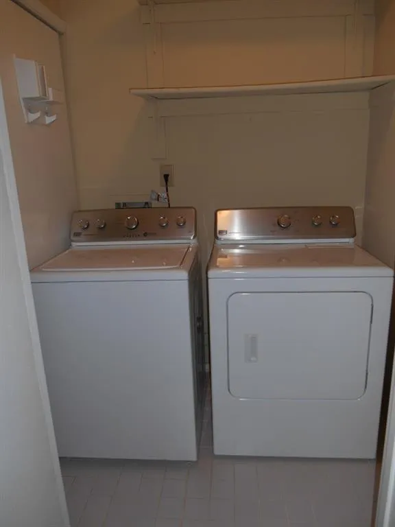 1307 Natchez Trace Unit 1307, Sandy Springs, Georgia 30350, 2 Bedrooms Bedrooms, ,1 BathroomBathrooms,Residential,Sold,1307 Natchez Trace Unit 1307,5672813 1307 Natchez Trace Unit 1307, Sandy Springs, Georgia 30350, 2 Bedrooms Bedrooms, ,1 BathroomBathrooms,Residential,Sold,1307 Natchez Trace Unit 1307,5672813