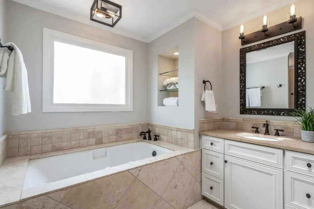 125 Old Campus Court, Sandy Springs, Georgia 30328, 5 Bedrooms Bedrooms, ,3 BathroomsBathrooms,Residential,Sold,125 Old Campus Court,6703611
