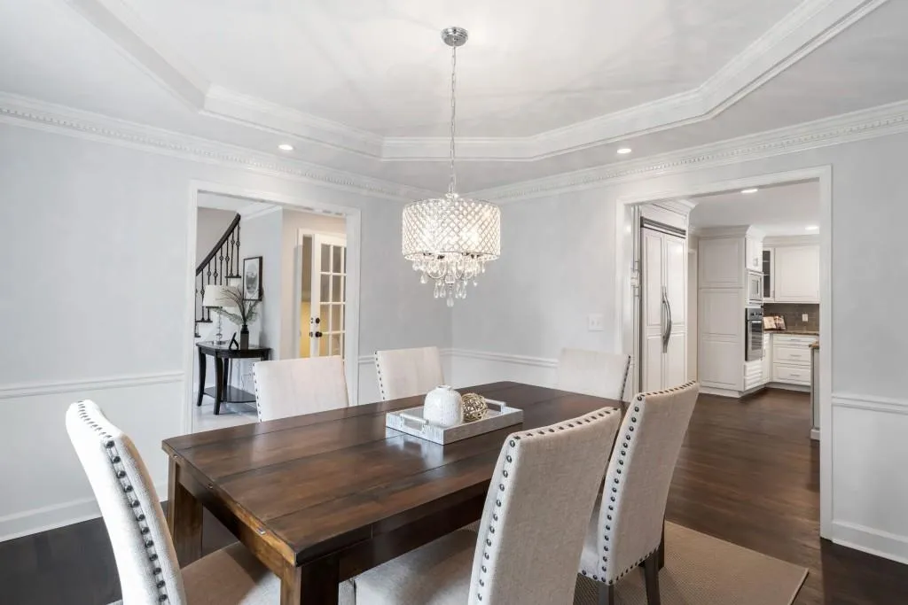 125 Old Campus Court, Sandy Springs, Georgia 30328, 5 Bedrooms Bedrooms, ,3 BathroomsBathrooms,Residential,Sold,125 Old Campus Court,6703611