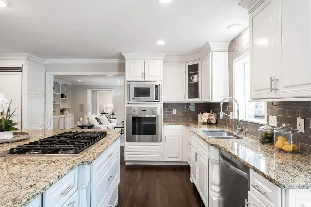 125 Old Campus Court, Sandy Springs, Georgia 30328, 5 Bedrooms Bedrooms, ,3 BathroomsBathrooms,Residential,Sold,125 Old Campus Court,6703611