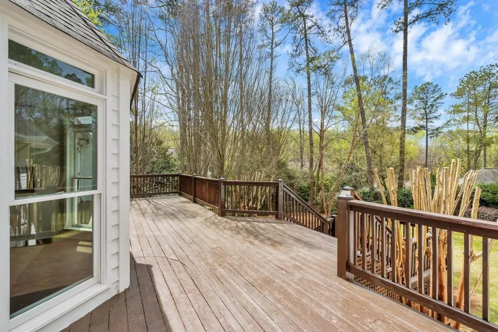 125 Old Campus Court, Sandy Springs, Georgia 30328, 5 Bedrooms Bedrooms, ,3 BathroomsBathrooms,Residential,Sold,125 Old Campus Court,6703611