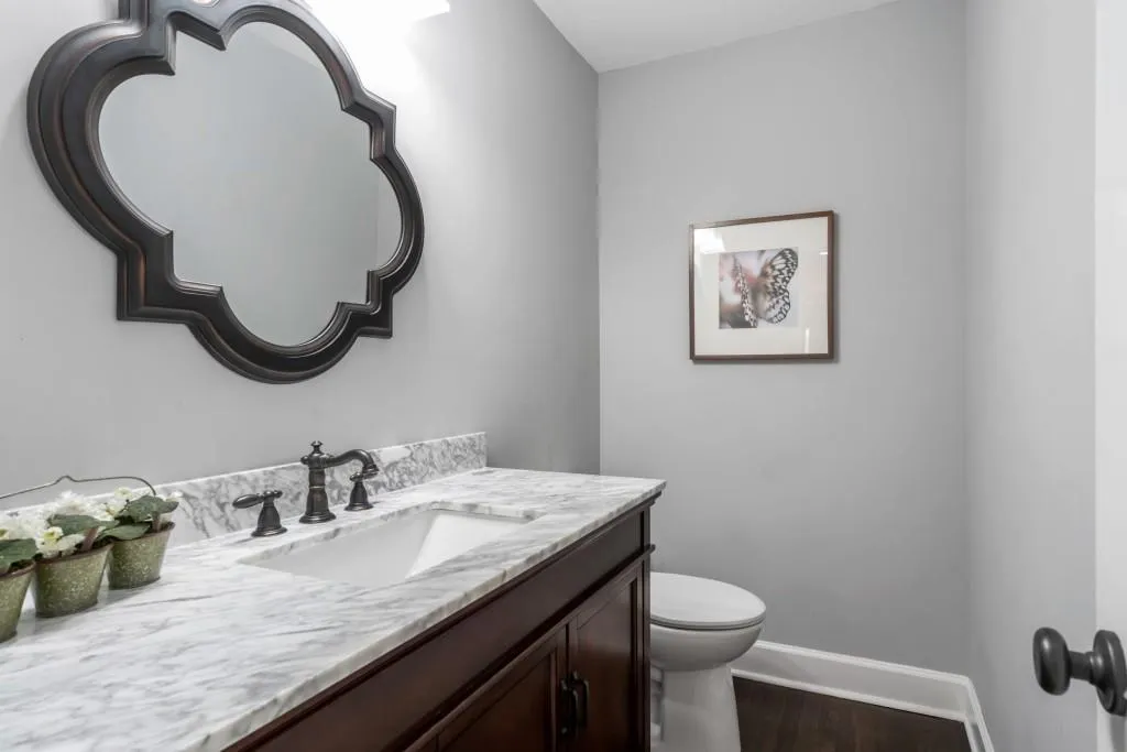 125 Old Campus Court, Sandy Springs, Georgia 30328, 5 Bedrooms Bedrooms, ,3 BathroomsBathrooms,Residential,Sold,125 Old Campus Court,6703611