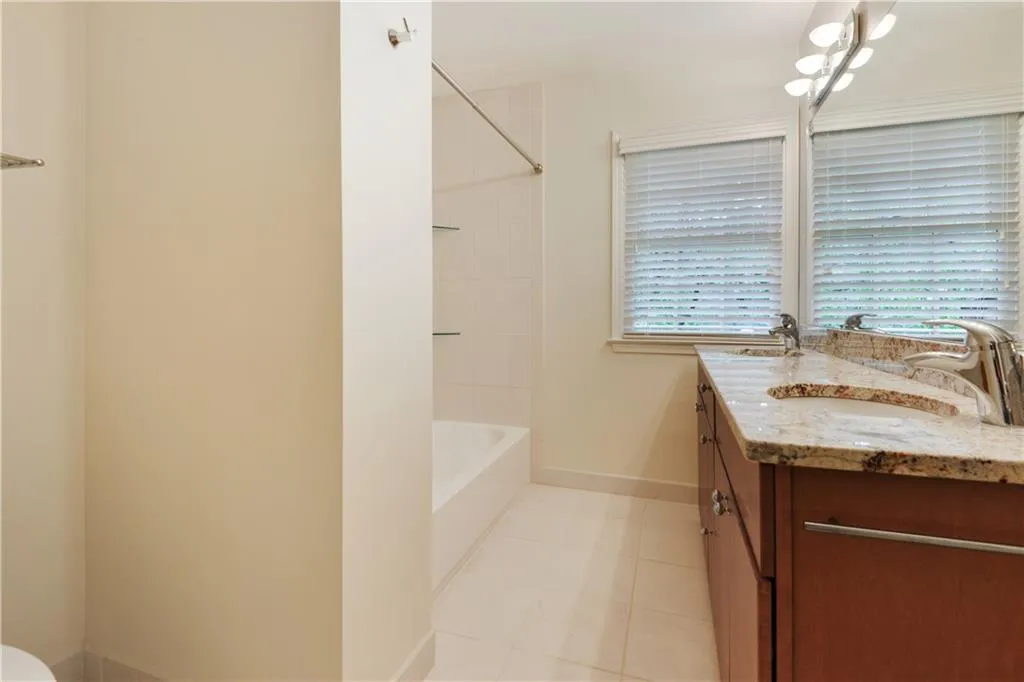 1155 Kingston Drive Ne, Atlanta, Georgia 30342, 5 Bedrooms Bedrooms, ,4 BathroomsBathrooms,Residential,Sold,1155 Kingston Drive Ne,6056736