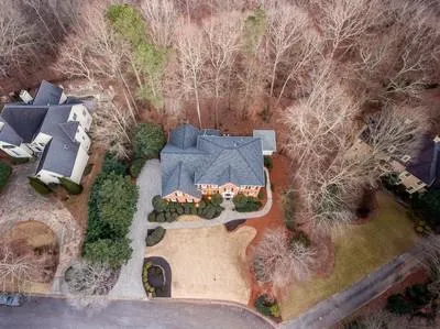 2900 Coles Way, Sandy Springs, Georgia 30350, 4 Bedrooms Bedrooms, ,5 BathroomsBathrooms,Residential,Sold,2900 Coles Way,6842063