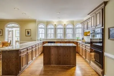 2900 Coles Way, Sandy Springs, Georgia 30350, 4 Bedrooms Bedrooms, ,5 BathroomsBathrooms,Residential,Sold,2900 Coles Way,6842063