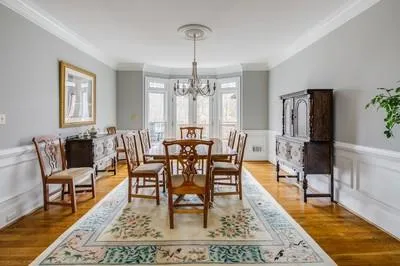 2900 Coles Way, Sandy Springs, Georgia 30350, 4 Bedrooms Bedrooms, ,5 BathroomsBathrooms,Residential,Sold,2900 Coles Way,6842063