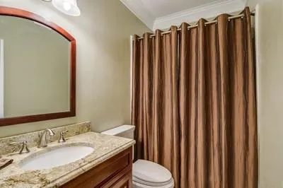 2900 Coles Way, Sandy Springs, Georgia 30350, 4 Bedrooms Bedrooms, ,5 BathroomsBathrooms,Residential,Sold,2900 Coles Way,6842063