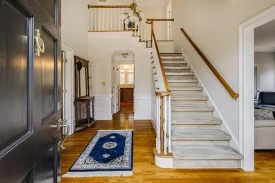 2900 Coles Way, Sandy Springs, Georgia 30350, 4 Bedrooms Bedrooms, ,5 BathroomsBathrooms,Residential,Sold,2900 Coles Way,6842063